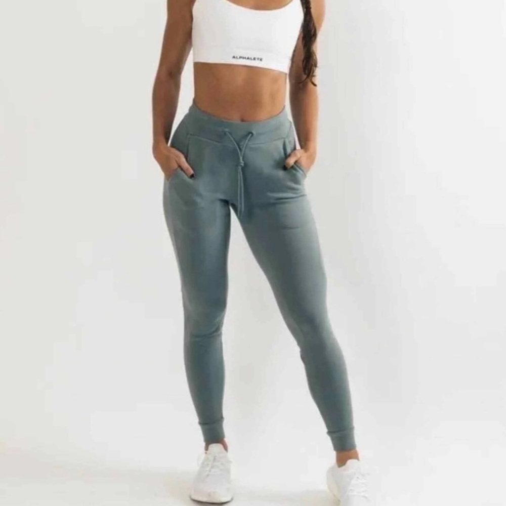 Alphalete Women's Identity Joggers - Storm Blue